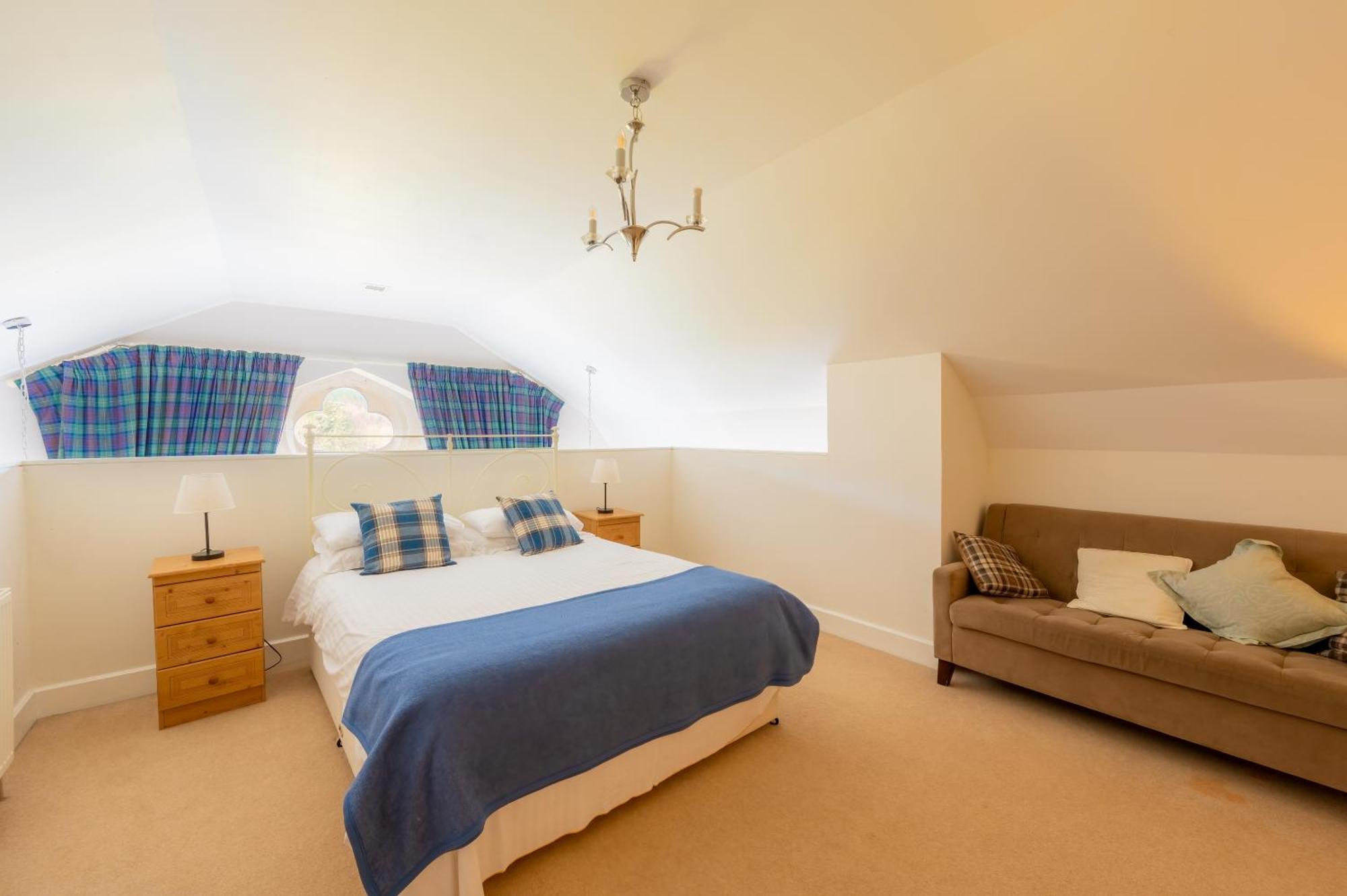 The Caledonian 3 Bedroom Self Catering Apartment In Historic Abbey Fort Augustus Luaran gambar